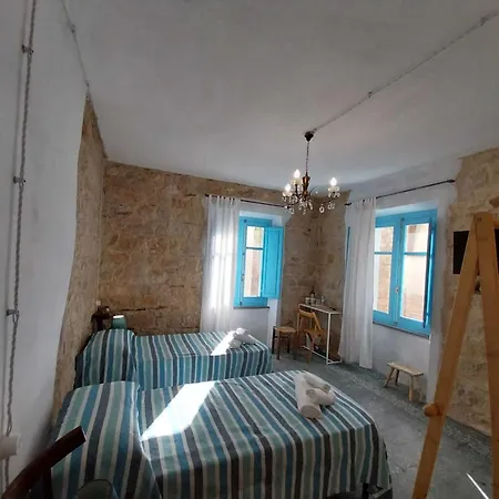 Bed And Da Oksana בית נופש