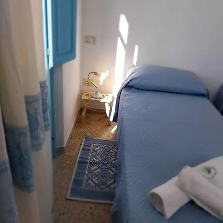 Bed And Da Oksana Holiday home Baunei